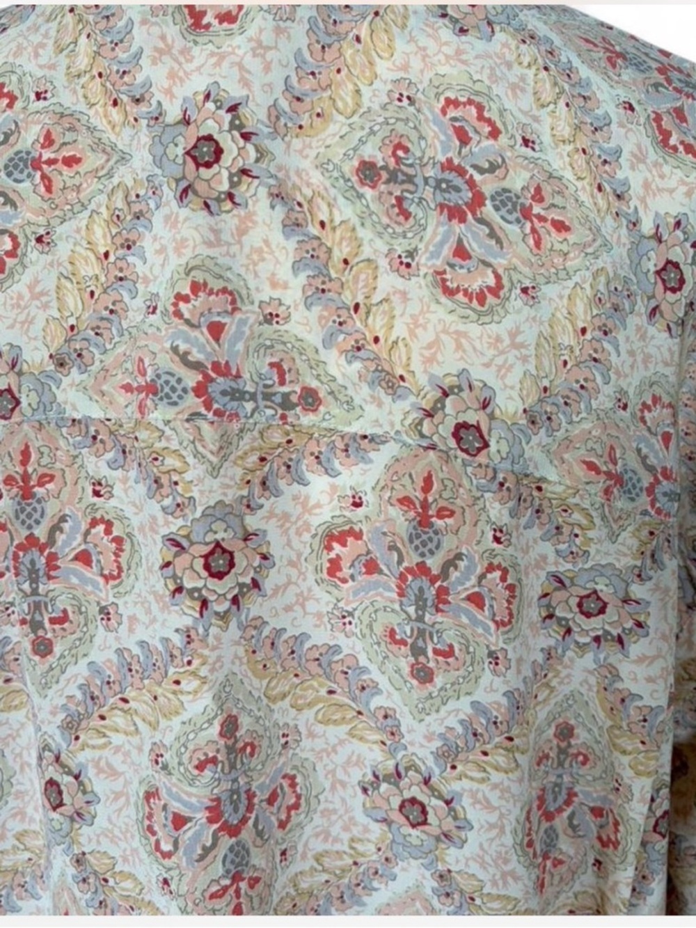 Vintage Liz Claiborne Cream and Pink Floral Medallion 100% Silk Blouse - Picture 4 of 6